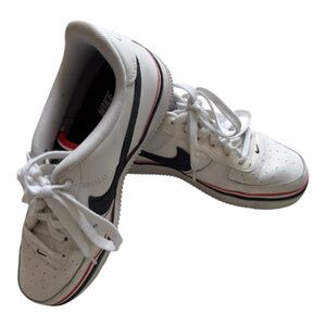 NIKE AIR FORCE 1 LV8 1 (GS) WHITE/OBSIDIAN-HABANERO RED [CW0984 100] Size 7